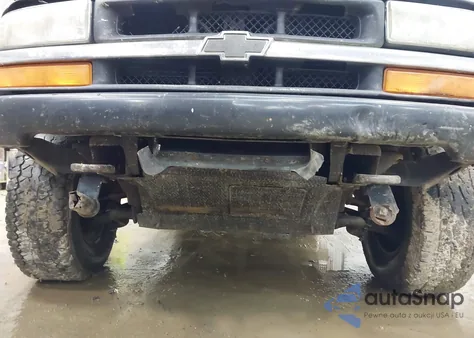 2001 Chevrolet S-10 Ls from USA, damaged, VIN 1GCCT19W618243591